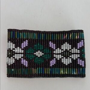 Beaded magnetic Bracelet with Floral Design